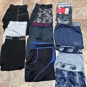 Assorted boxer briefs. Size medium